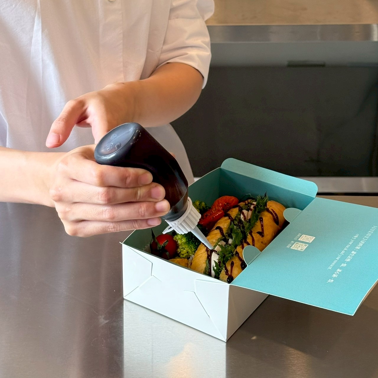 HANDWICH 企業餐盒出餐準備