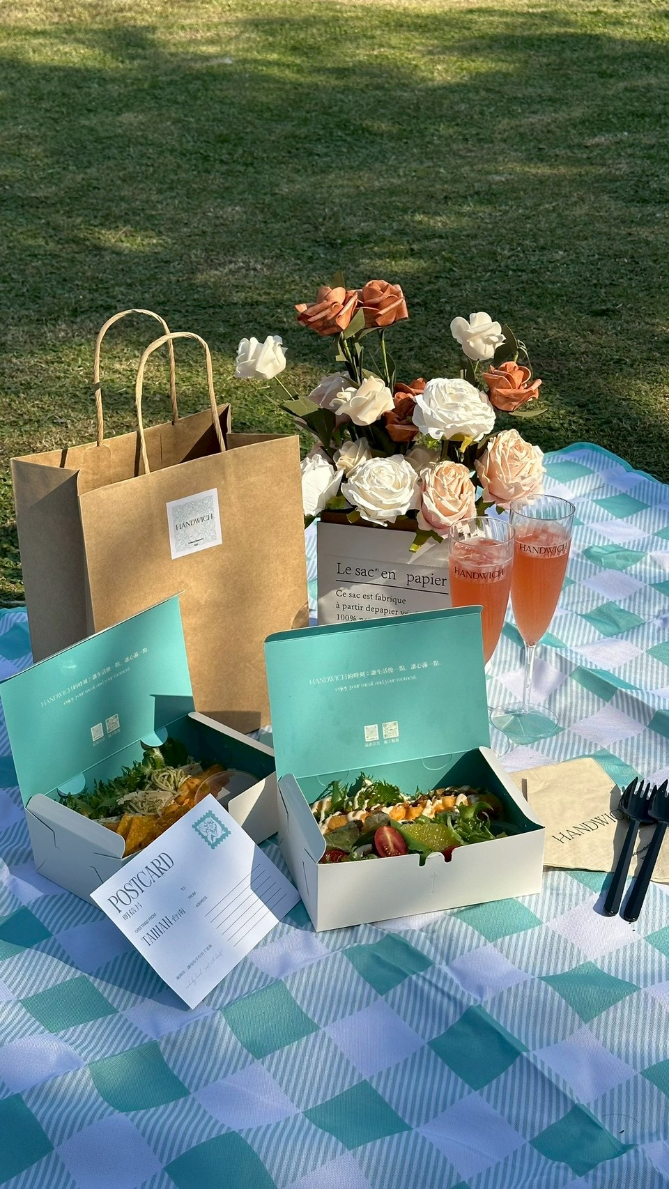 HANDWICH 野餐餐盒與花束