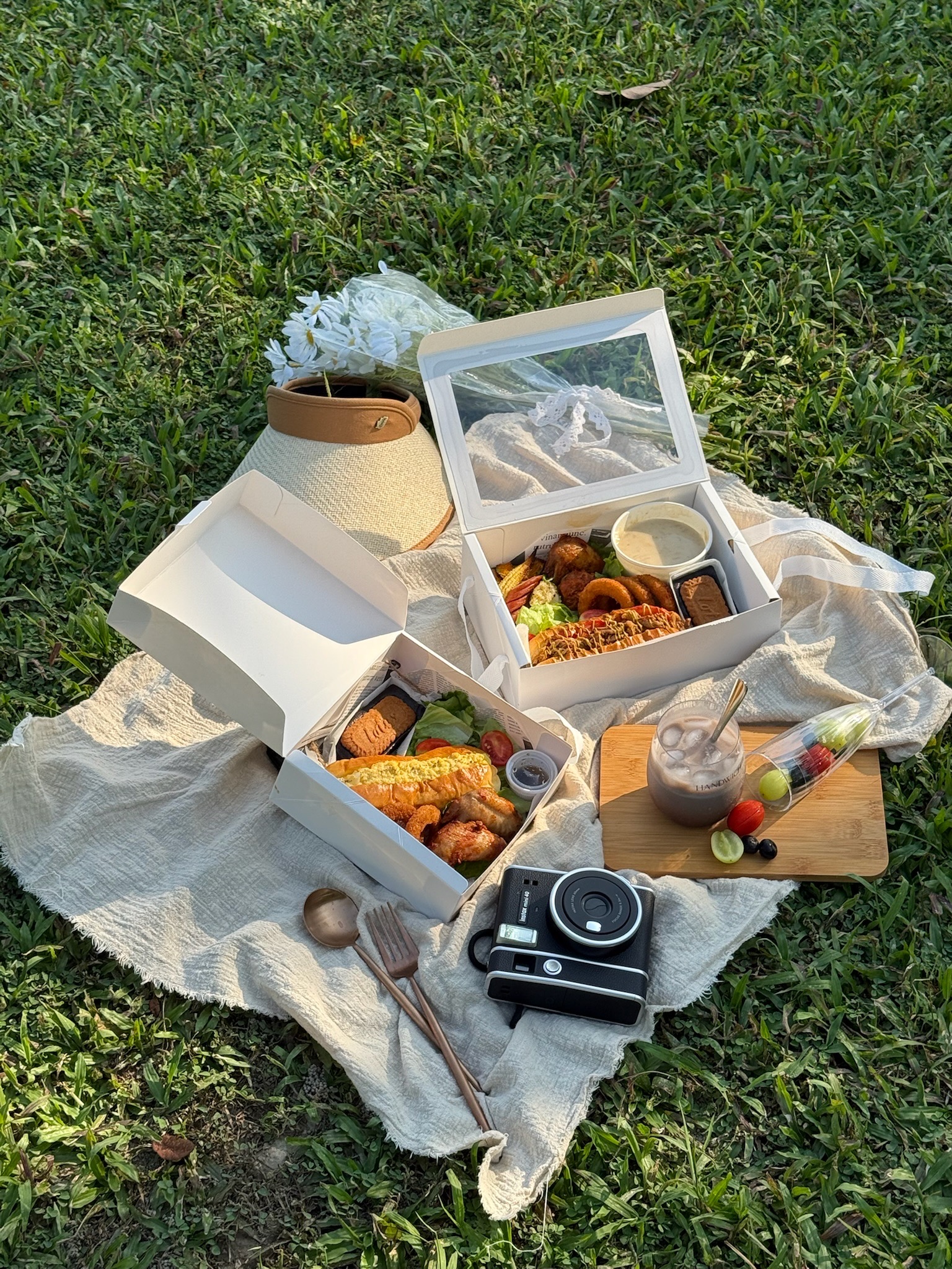 HANDWICH 戶外野餐餐盒情境